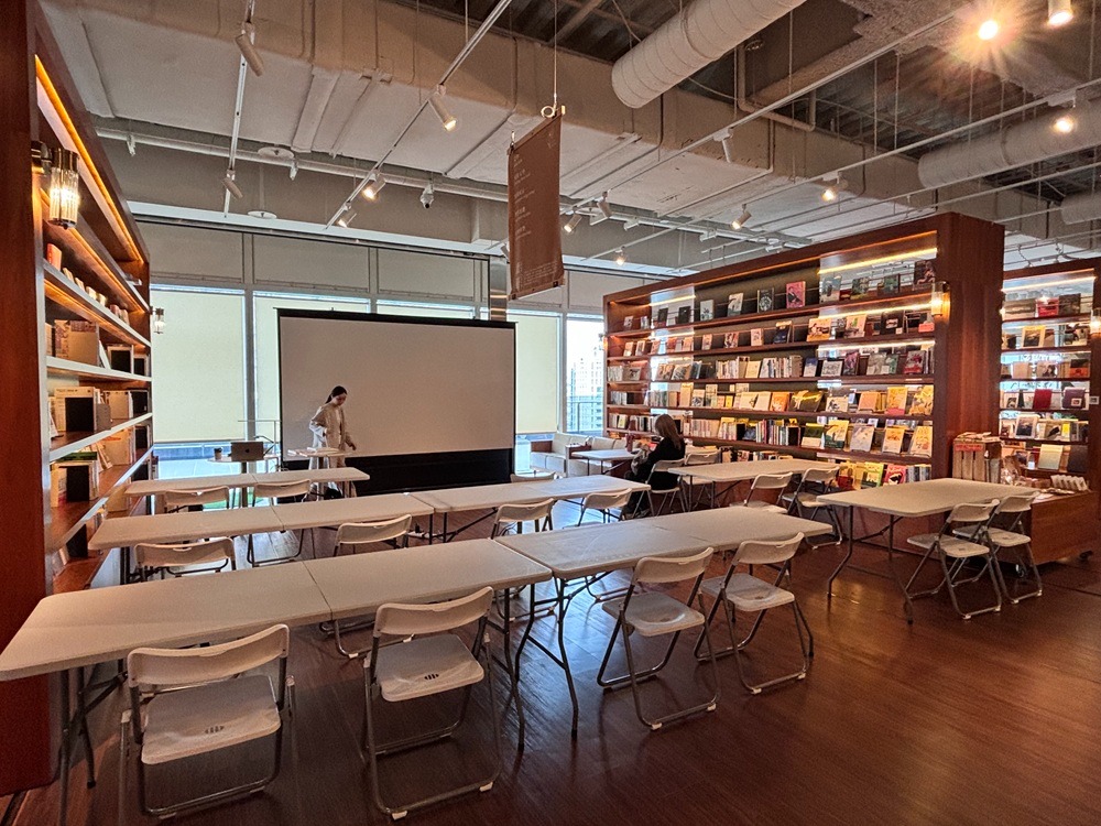 書櫃區活動_繪圖課程